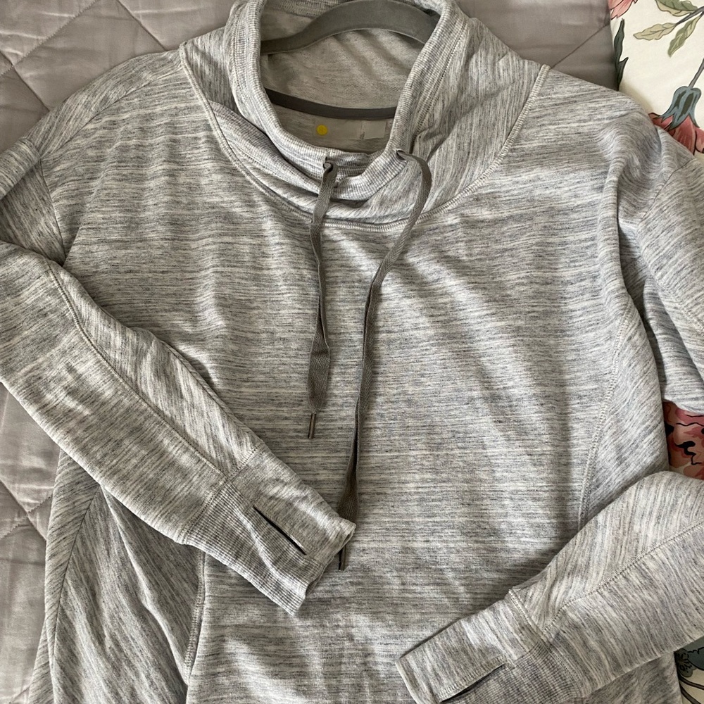 Zella Sz M EUC Pullover